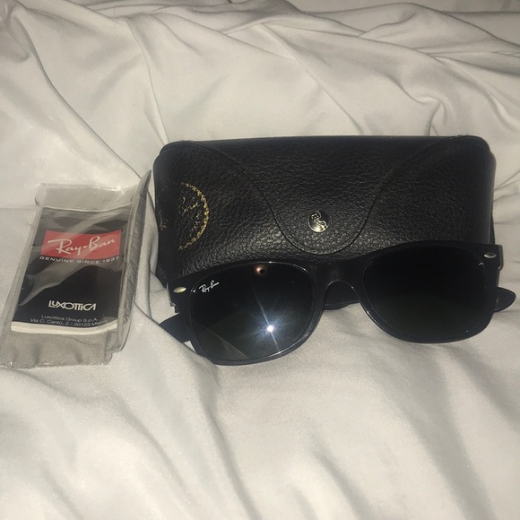 Ray-Ban Accessories - Ray-Ban Sunglasses